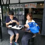 隣町にお住まいで、前から炭鳥ikadaの建物が気になっていらしたカップルがコーヒーブレイクでお立ち寄り下さいました今の季節は若葉＆鳥のさえずりで、外のカウンターが気持ち良いです🤗ご来店ありがとうございましたhttp://ikadamitake.com営業時間11～17時木曜定休(祭日は営業)#炭鳥 #蔵 #筏 #ikada #Tokyo #mitake #御岳 #御岳山 #mitakesan #御岳山ロックガーデン #武蔵御嶽神社 #多摩川 #御岳渓谷 #奥多摩フィッシングセンター #奥多摩 #ブドウ山椒 #おにぎり #味玉 #tasty #バイク #ロードバイク #カヌー #カヤック #リバーSUP #アルパインクライミング #デッドエンド #ジムニー #ペット可